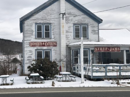 Winter weekend in Vermont | Marissa Vicario | roadside store